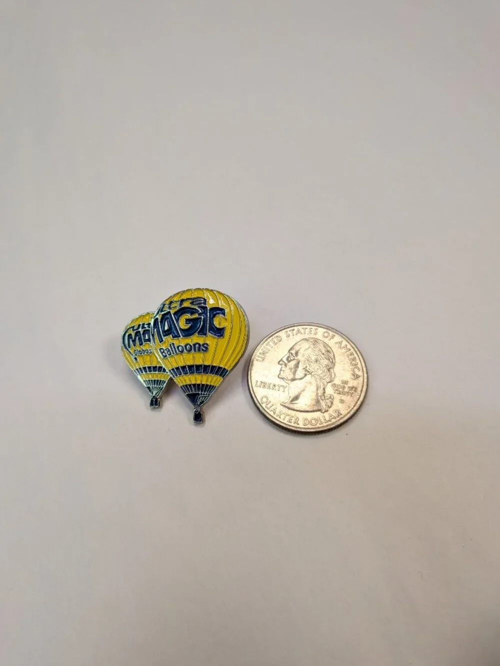 RARE VTG UltraMagic Balloons Pin - Navy & Yellow - MAGIC Globos Spain - NOS